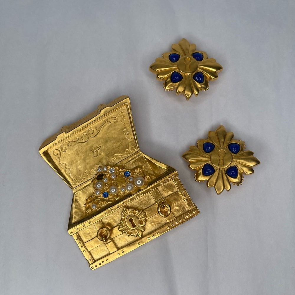 Karl Lagerfeld Treasure Chest Brooch and Earrings Set
